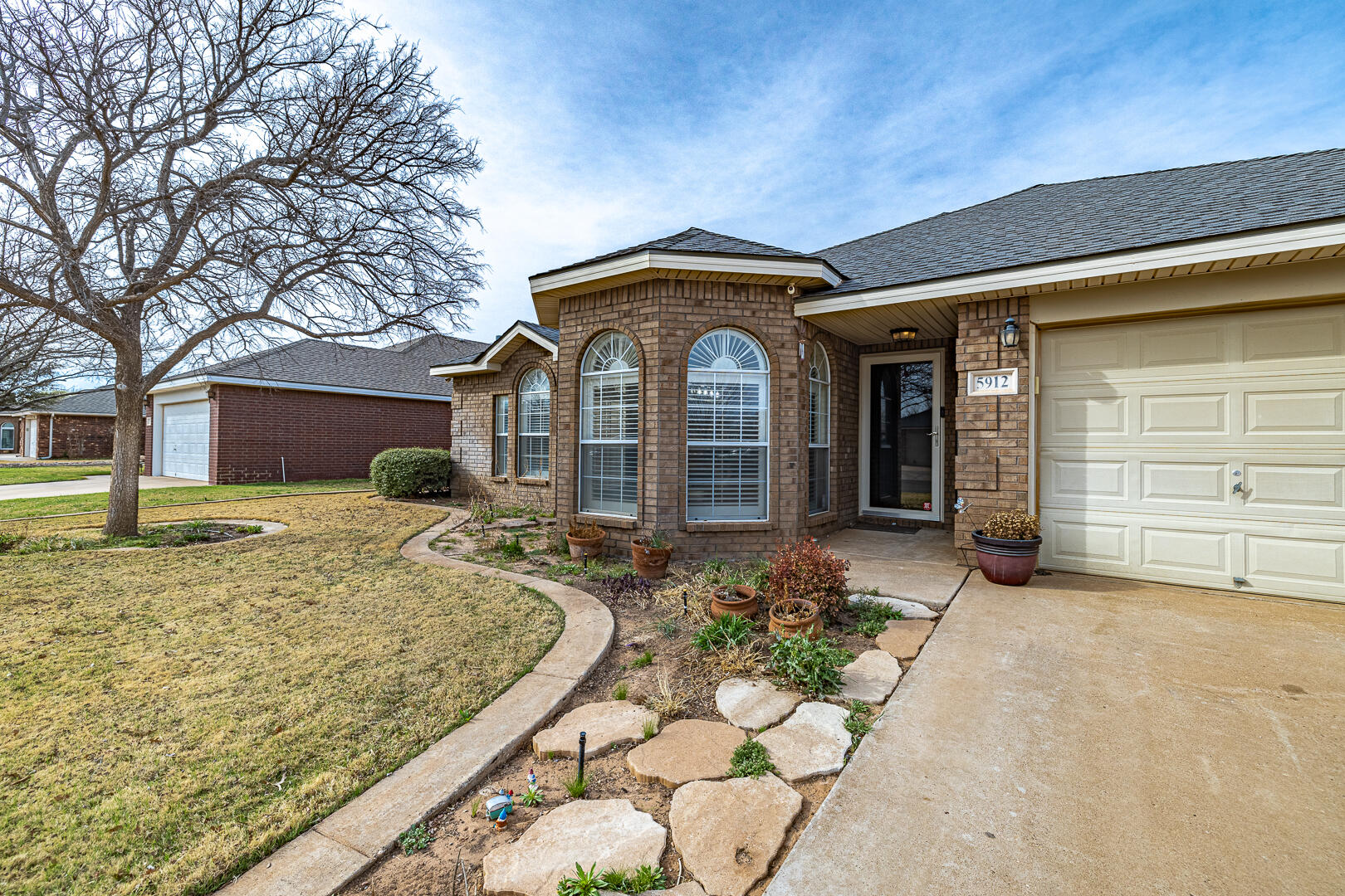 5912 89th Street Lubbock, TX 79424 - Photo 4 of 49 2