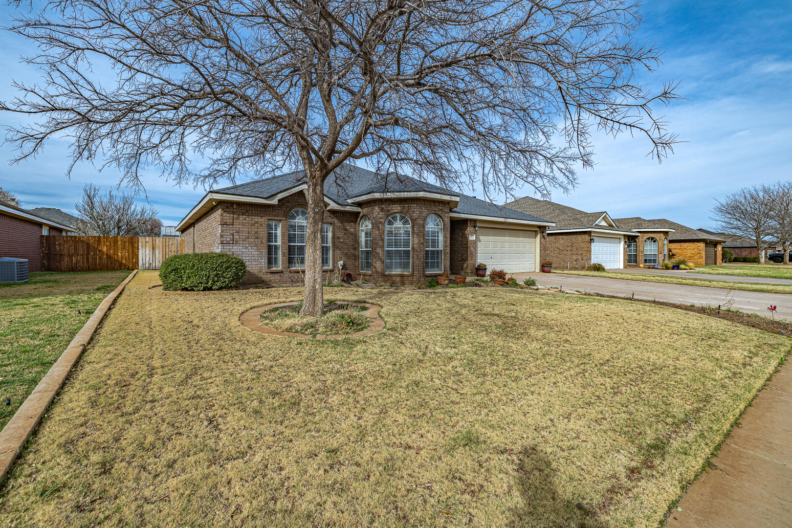 5912 89th Street Lubbock, TX 79424 - Photo 5 of 49 4