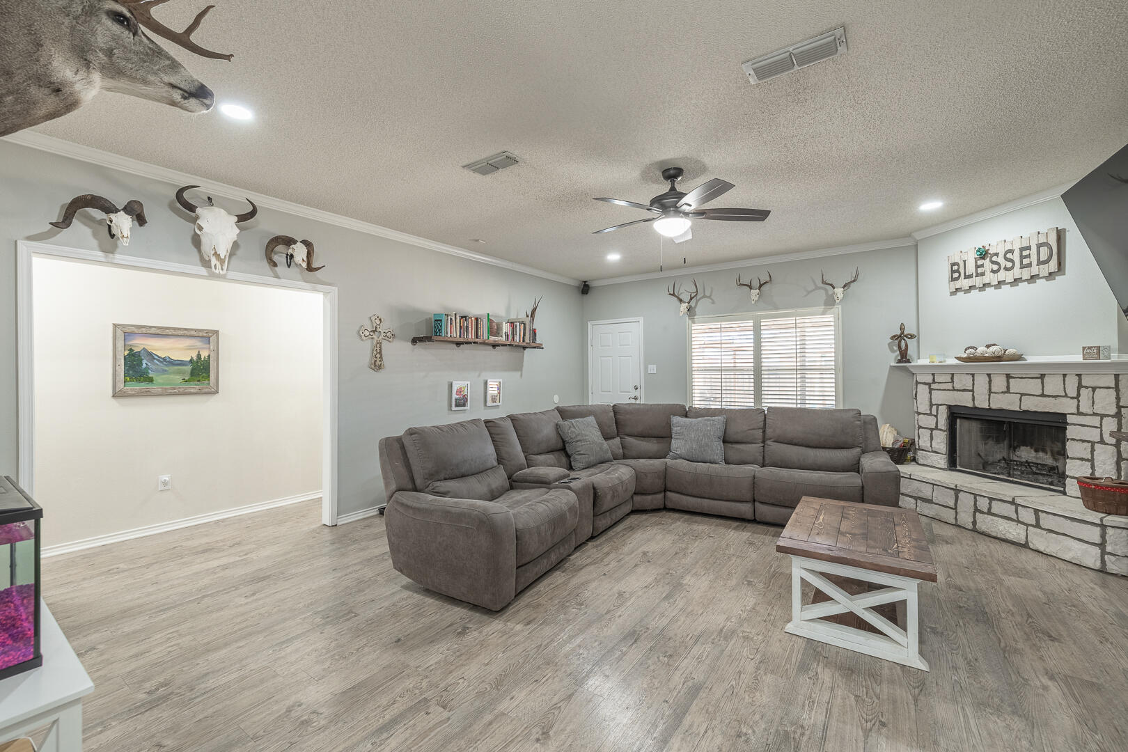 5912 89th Street Lubbock, TX 79424 - Photo 8 of 49 10