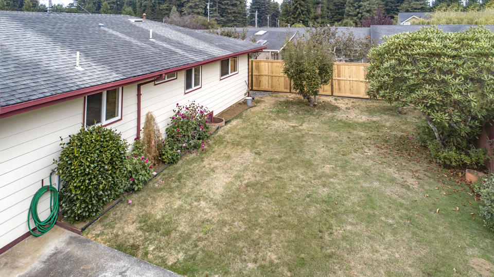 4519 Campton Road Eureka, CA 95503 - Photo 35 of 38 38 Back of House