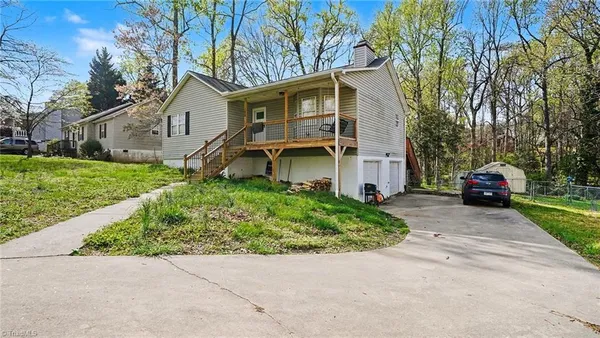 $325,000 | 128 Meadow Wood Drive, Thomasville, NC 27360