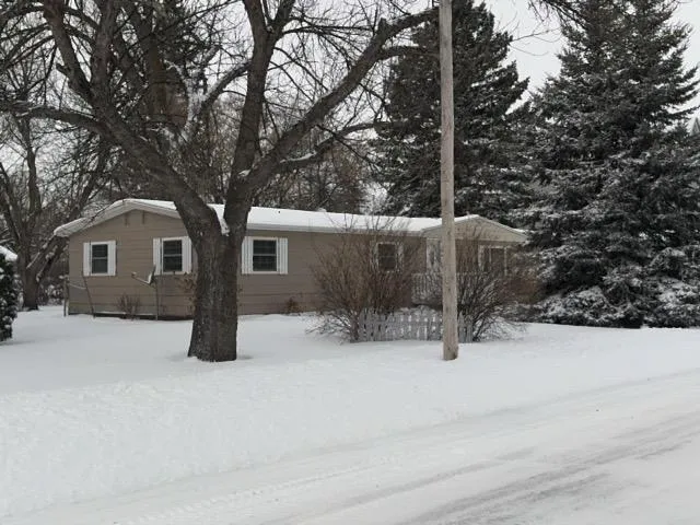 $107,900 | 217 North 7th Street, Warren, MN 56762