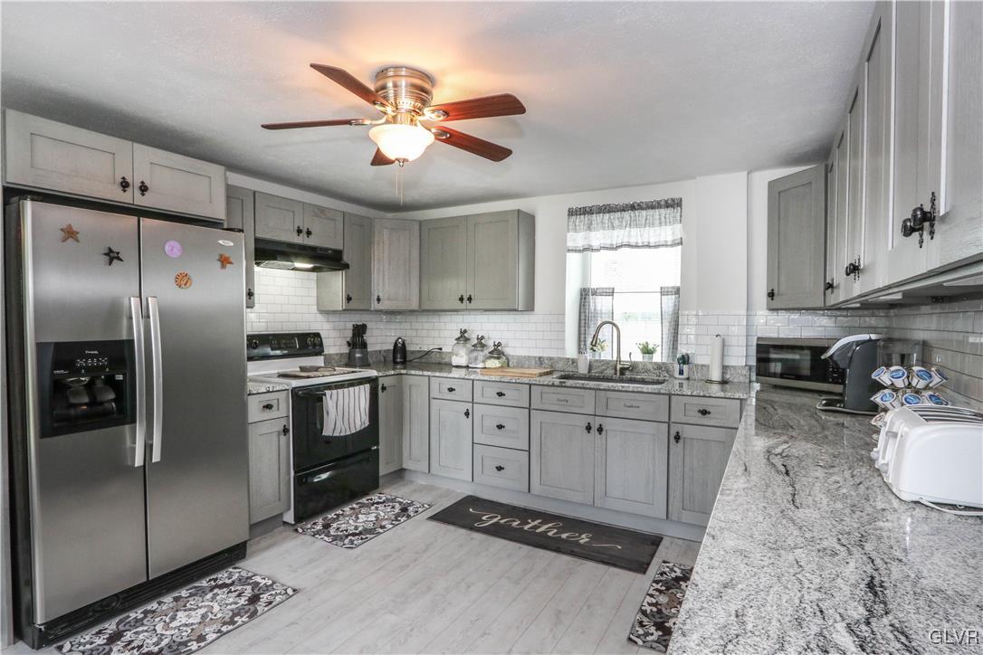 2131 Riverside Drive Bethlehem, PA 18015 - Photo 3 of 26 Gallery Image 3