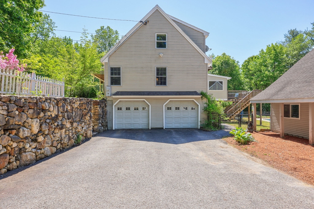 27 Davis Street Rutland, MA 01543 - Photo 4 of 39