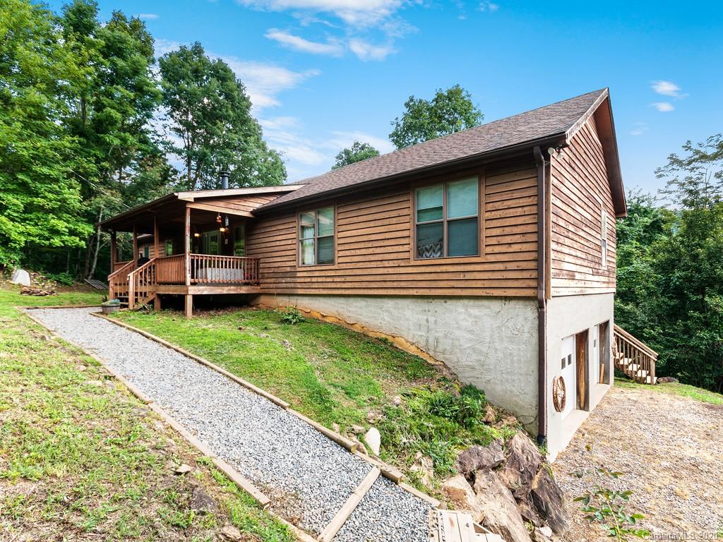 248 Ruth Road Canton, NC 28716 - Photo 2 of 17