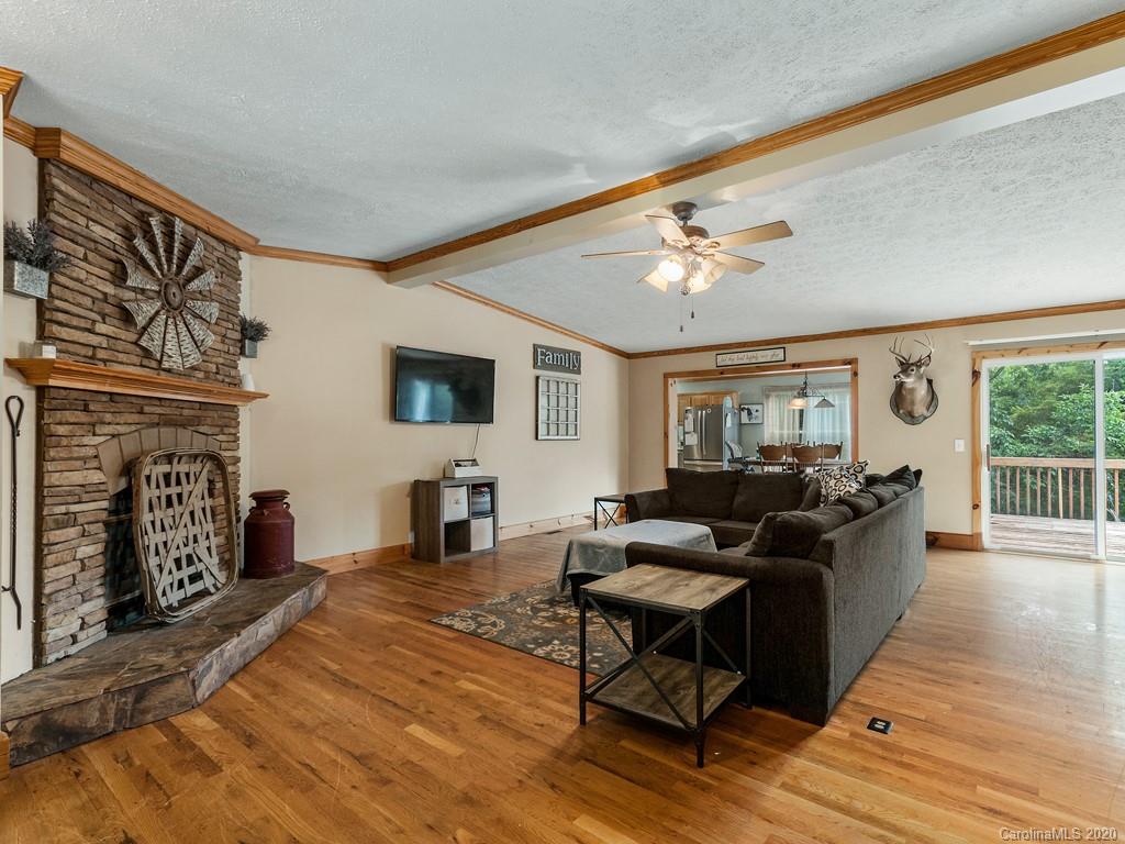 248 Ruth Road Canton, NC 28716 - Photo 3 of 17