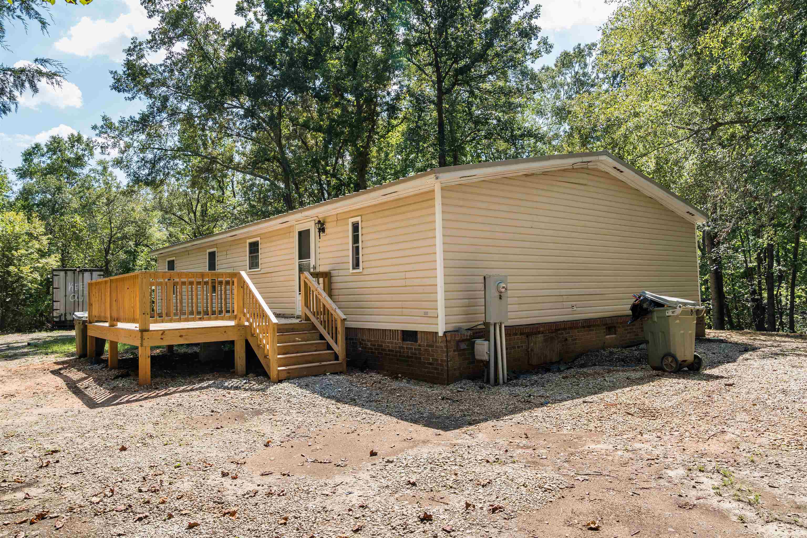 1346 East Georgia Road Woodruff, SC 29388 - Photo 9 of 29 Gallery Image 9