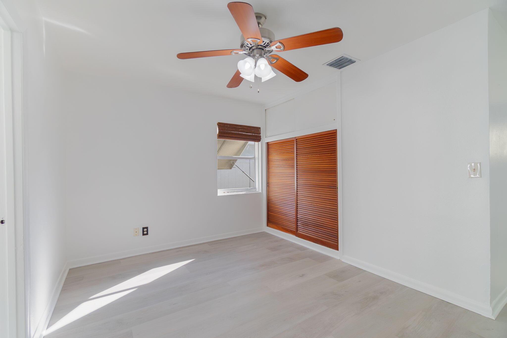 5519 Southeast Normandy Avenue Stuart, FL 34997 - Photo 11 of 37 Dining