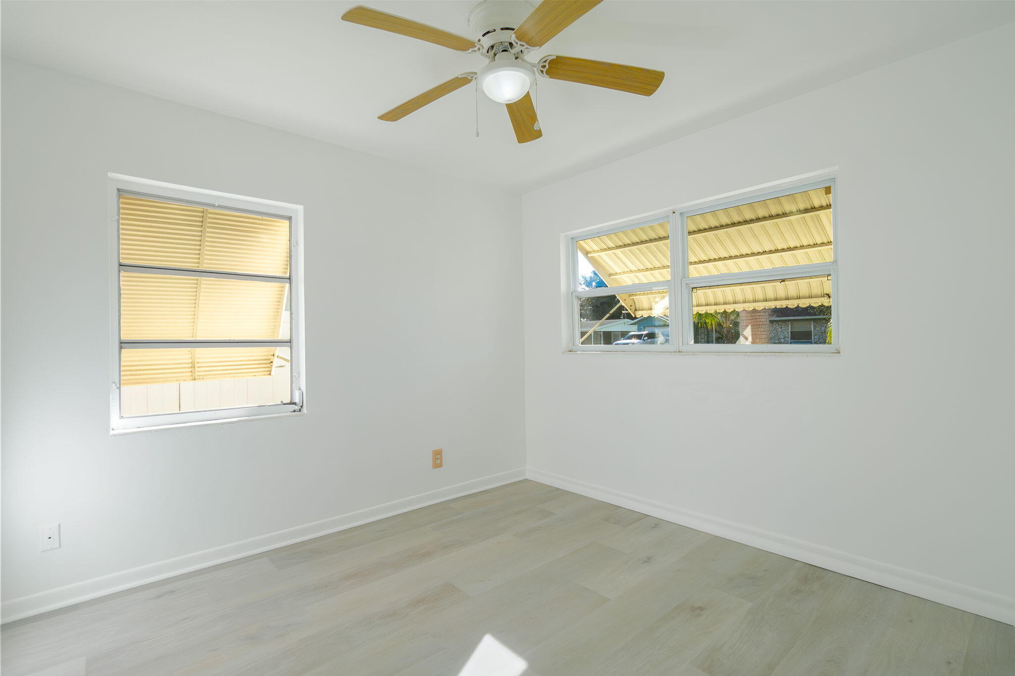 5519 Southeast Normandy Avenue Stuart, FL 34997 - Photo 16 of 37 Bed 4