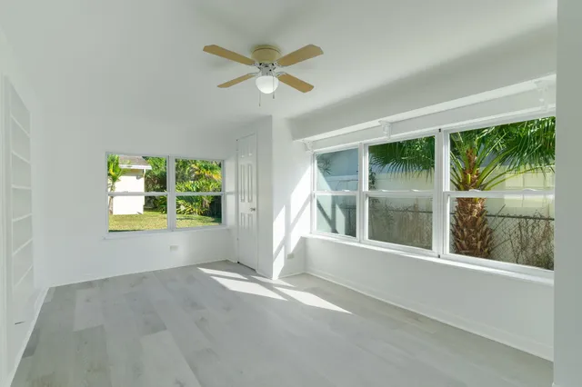 $395,000 | 5519 Southeast Normandy Avenue, Stuart, FL 34997