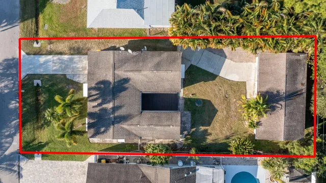 $395,000 | 5519 Southeast Normandy Avenue, Stuart, FL 34997