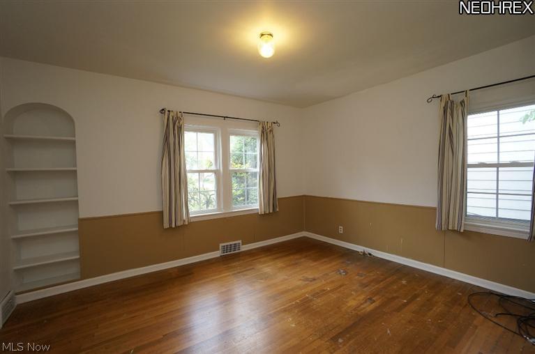 3502 Cummings Road Cleveland, OH 44118 - Photo 8 of 25 Gallery Image 8