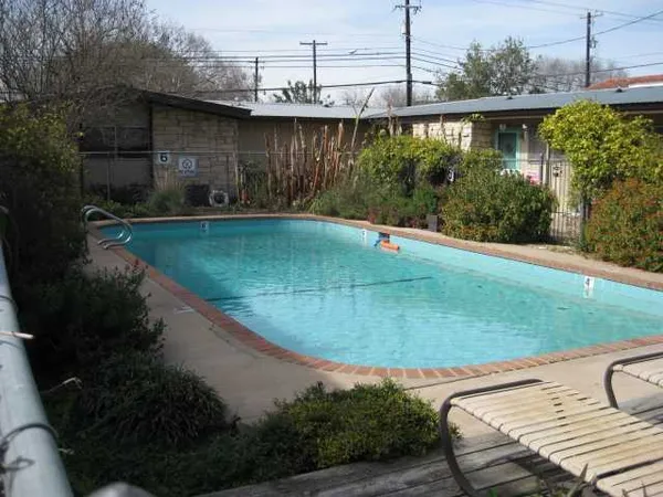 $1,025 | 5001 Bull Creek Road, Unit 118, Austin, TX 78731