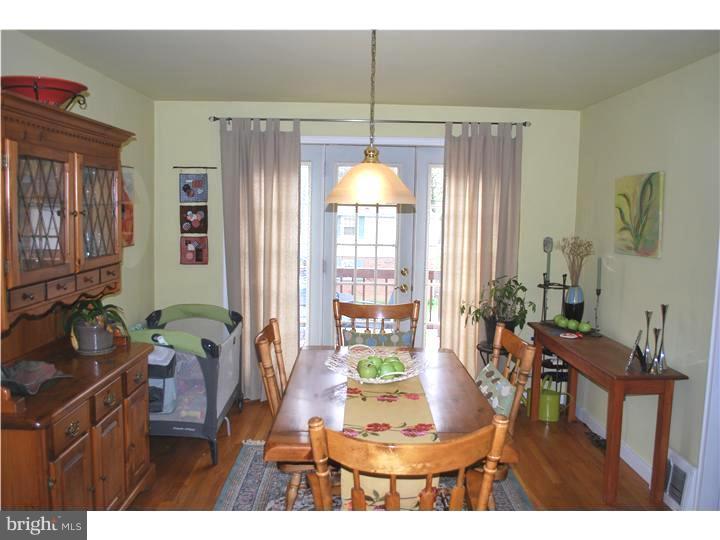 417 Sycamore Road West Reading, PA 19611 - Photo 7 of 23