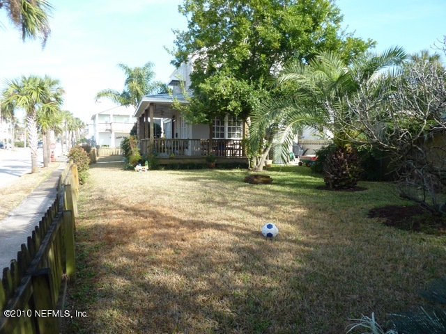 1501 First Street Neptune Beach, FL 32266 - Photo 14 of 16 Large Corner Lot