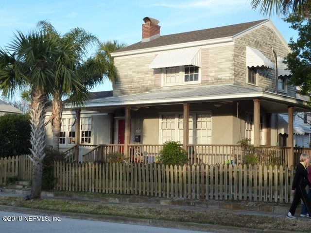 1501 First Street Neptune Beach, FL 32266 - Photo 2 of 16 Large Front Porch
