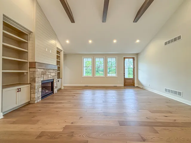 $899,900 | W149 County Road L, East Troy, WI 53120