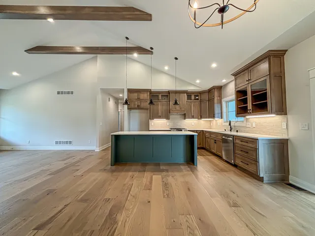 $899,900 | W149 County Road L, East Troy, WI 53120