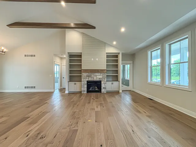 $899,900 | W149 County Road L, East Troy, WI 53120