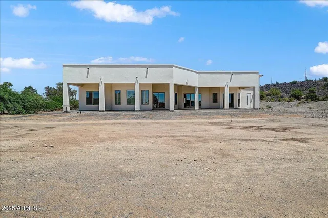 $1,505,000 | 27730 North 35th Avenue, Phoenix, AZ 85083