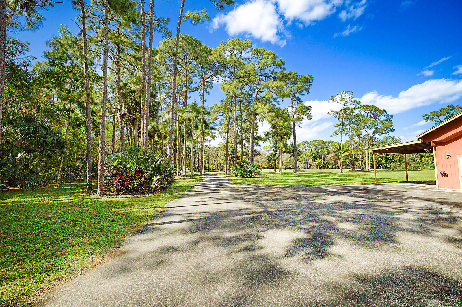 2150-2140 C Road Loxahatchee Groves, FL 33470 - Photo 4 of 14 a view of a volley ball court