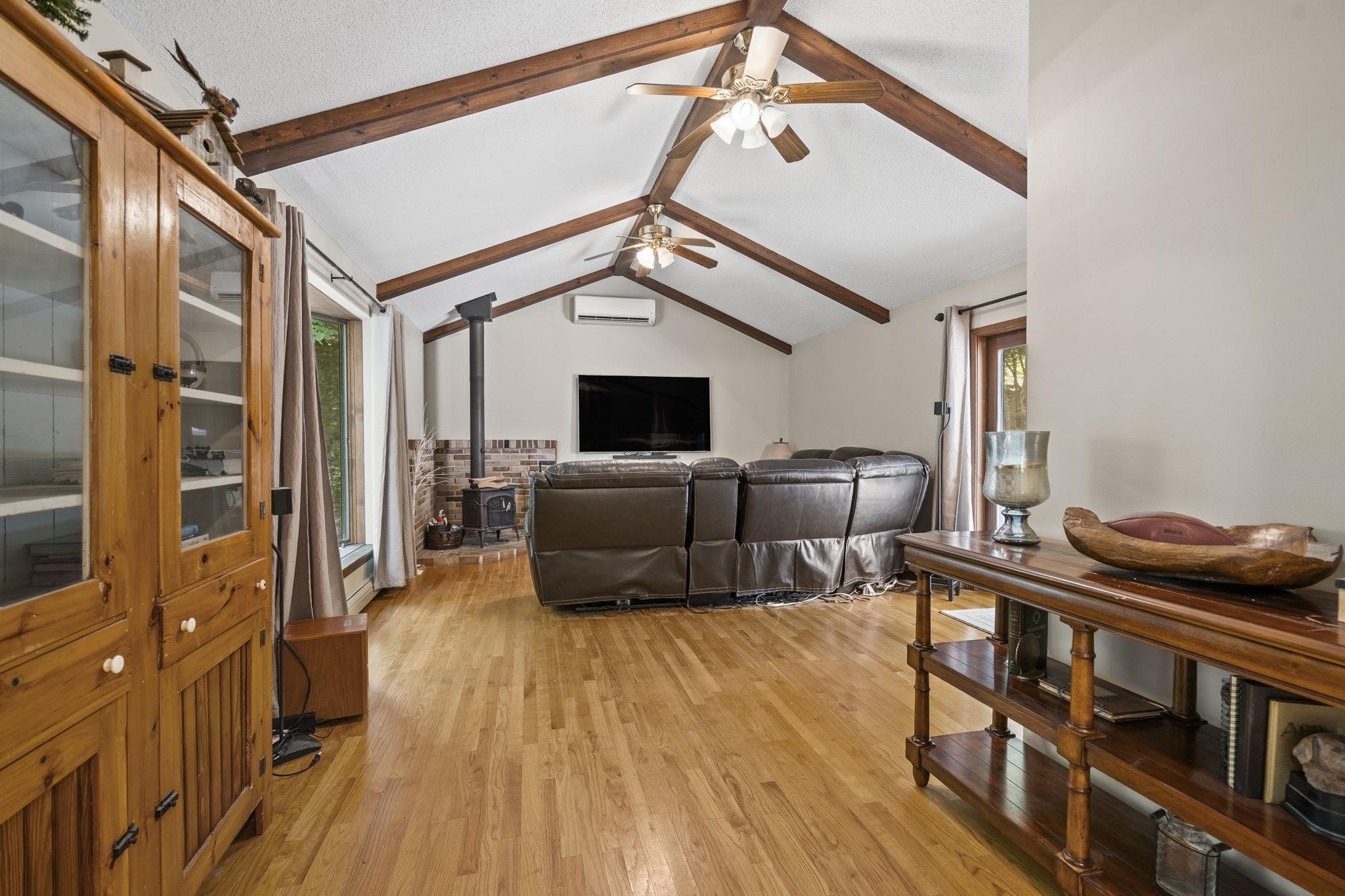 4590 Weathering Heights Road Traverse City, MI 49686 - Photo 19 of 36 Gallery Image 19