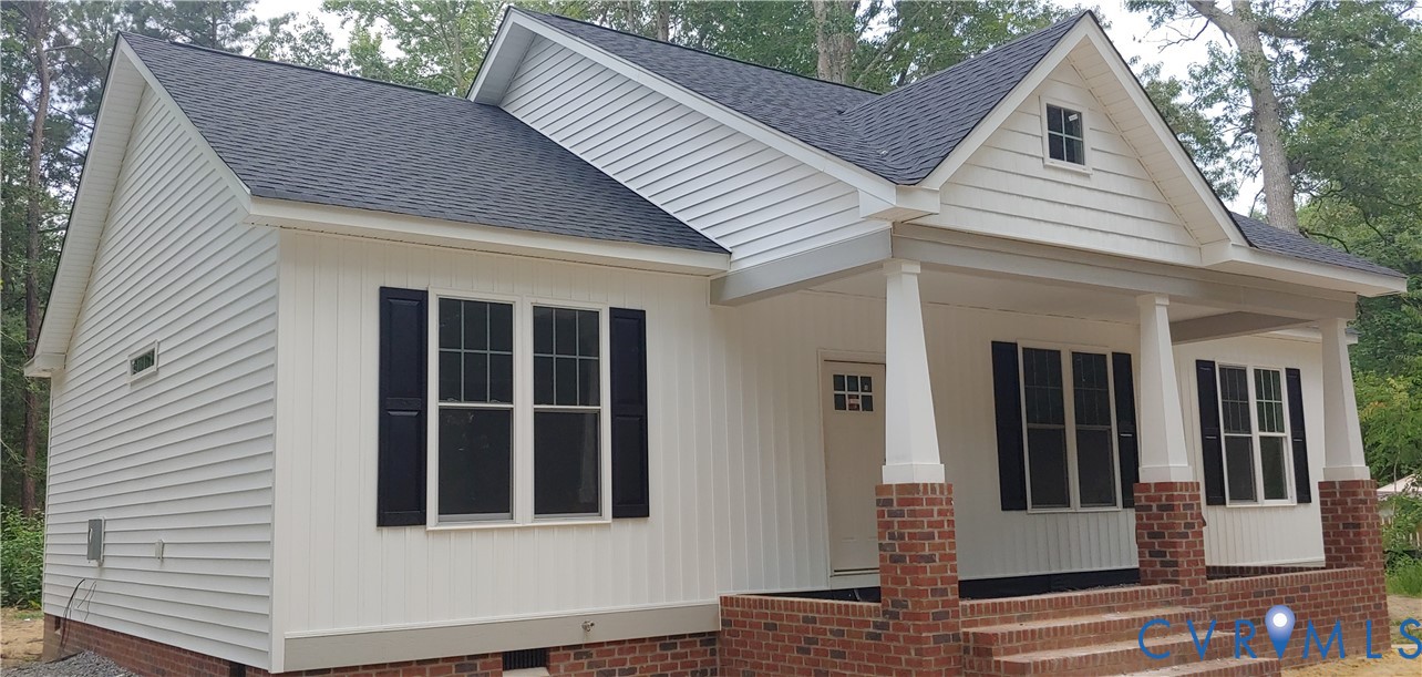 15531 Old Ridge Road Montpelier, VA 23192 - Photo 2 of 4 a view of a house with a small space