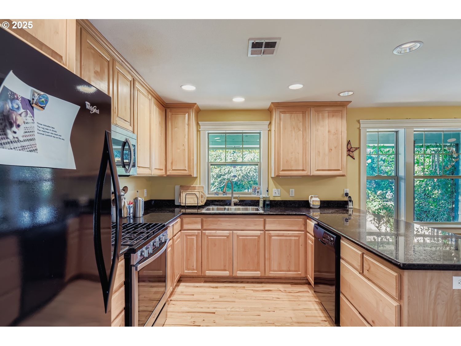 4135 Northwest Alder Avenue Albany, OR 97321 - Photo 10 of 29