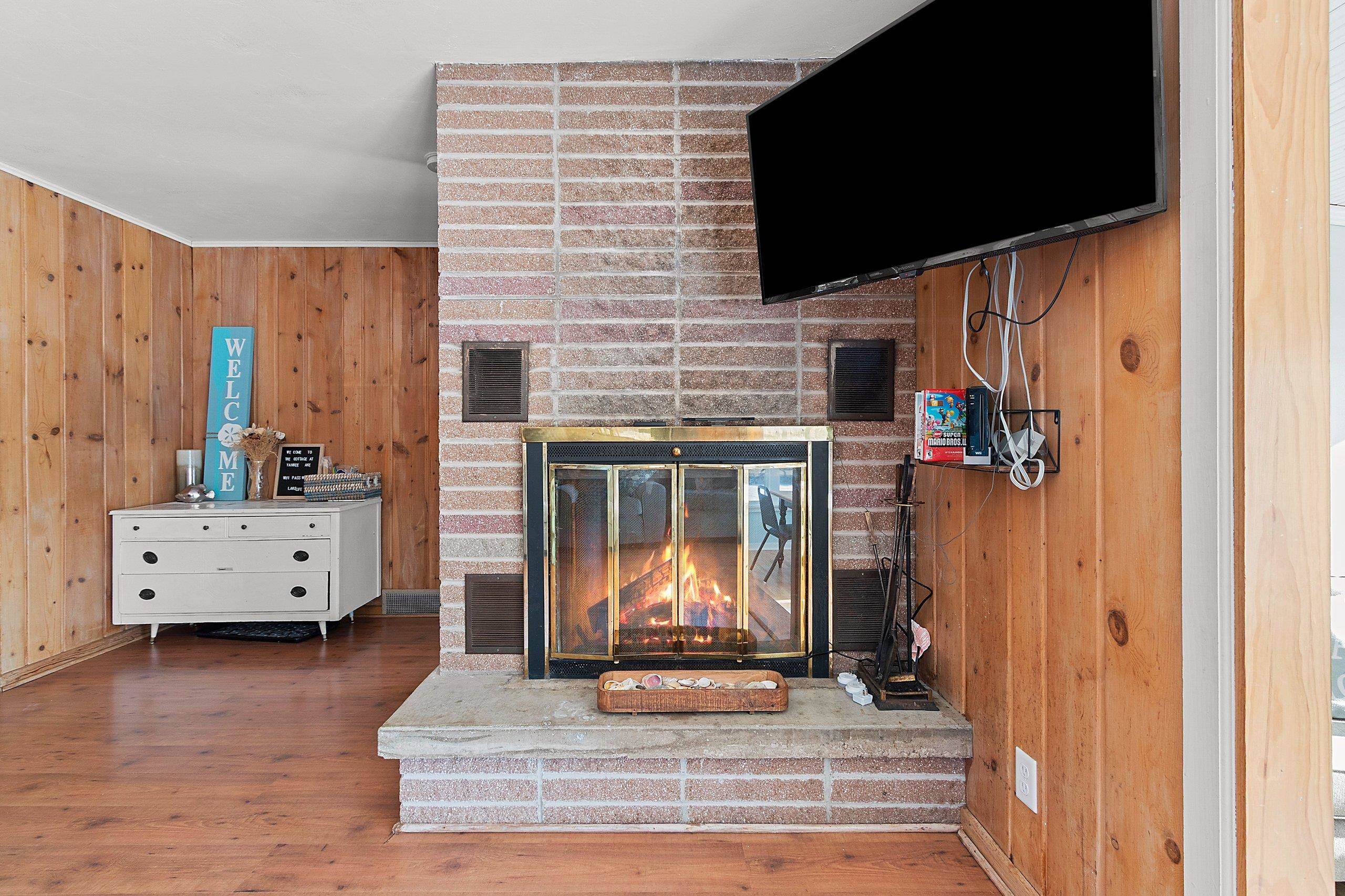 14482 Parkway Road Crivitz, WI 54114 - Photo 8 of 45