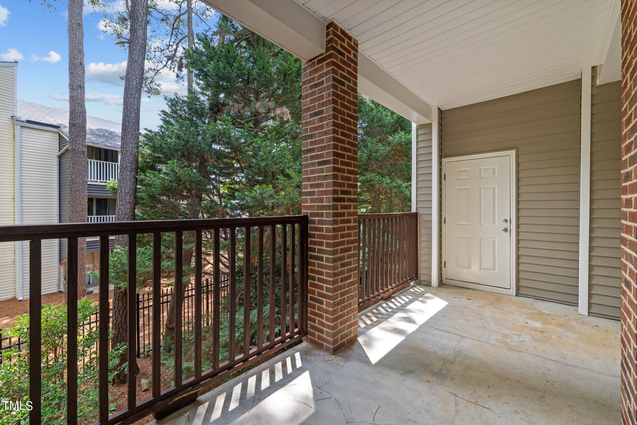 7024 Sandy Forks Road, Unit 201 Raleigh, NC 27609 - Photo 29 of 42 22-web-or-mls-5Z8A4917