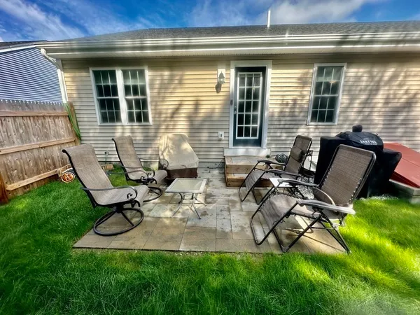 $3,500 | 9 Ocean Walk Drive, Unit 11, Plymouth, MA 02360