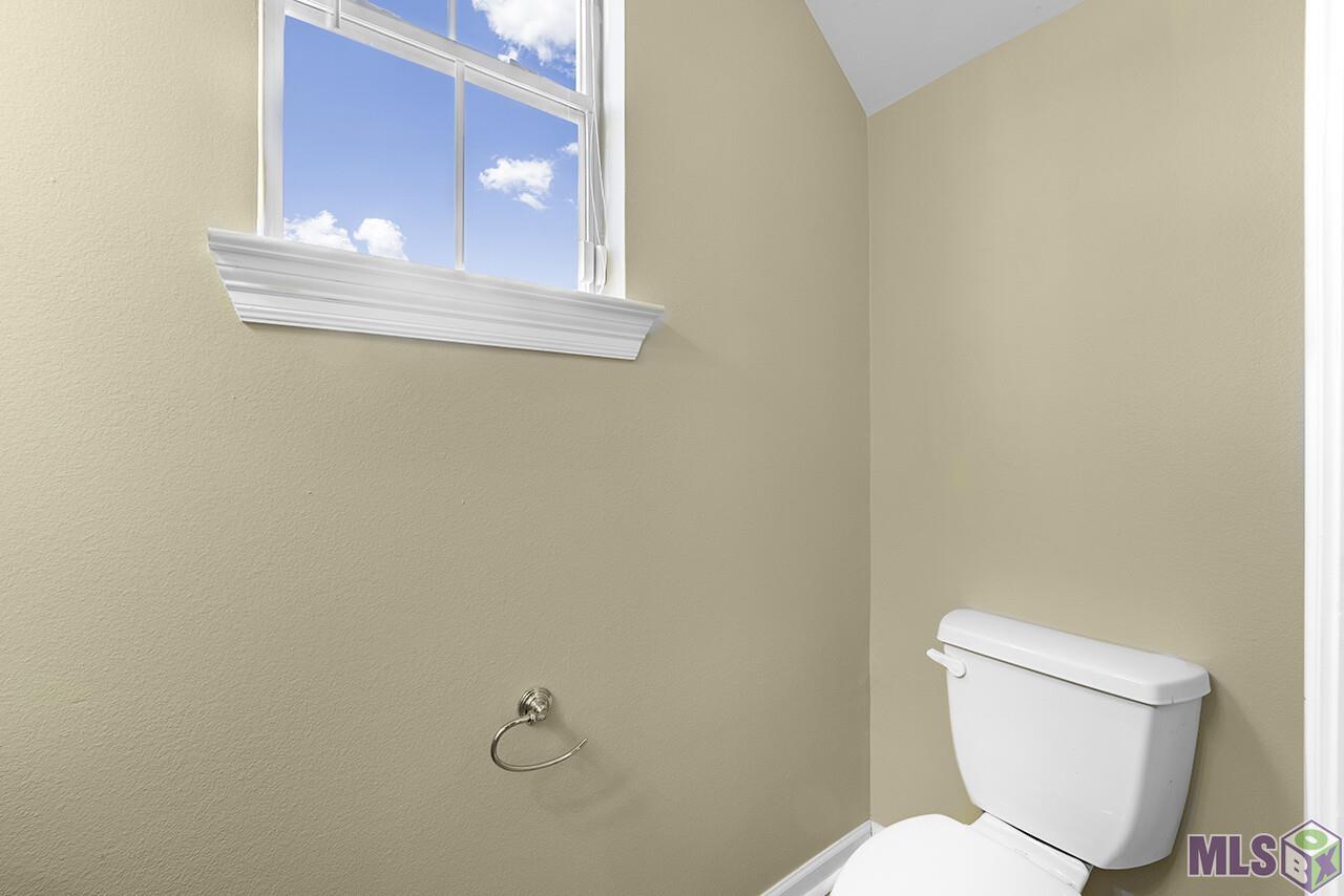 2405 Brightside Drive, Unit 9 Baton Rouge, LA 70820 - Photo 10 of 12 Gallery Image 10