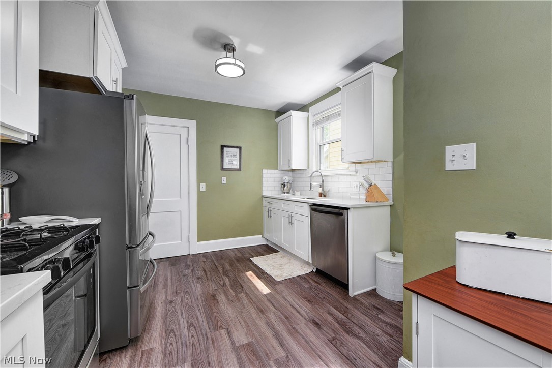 3530 Attica Road Cleveland, OH 44111 - Photo 17 of 47 Kitchen