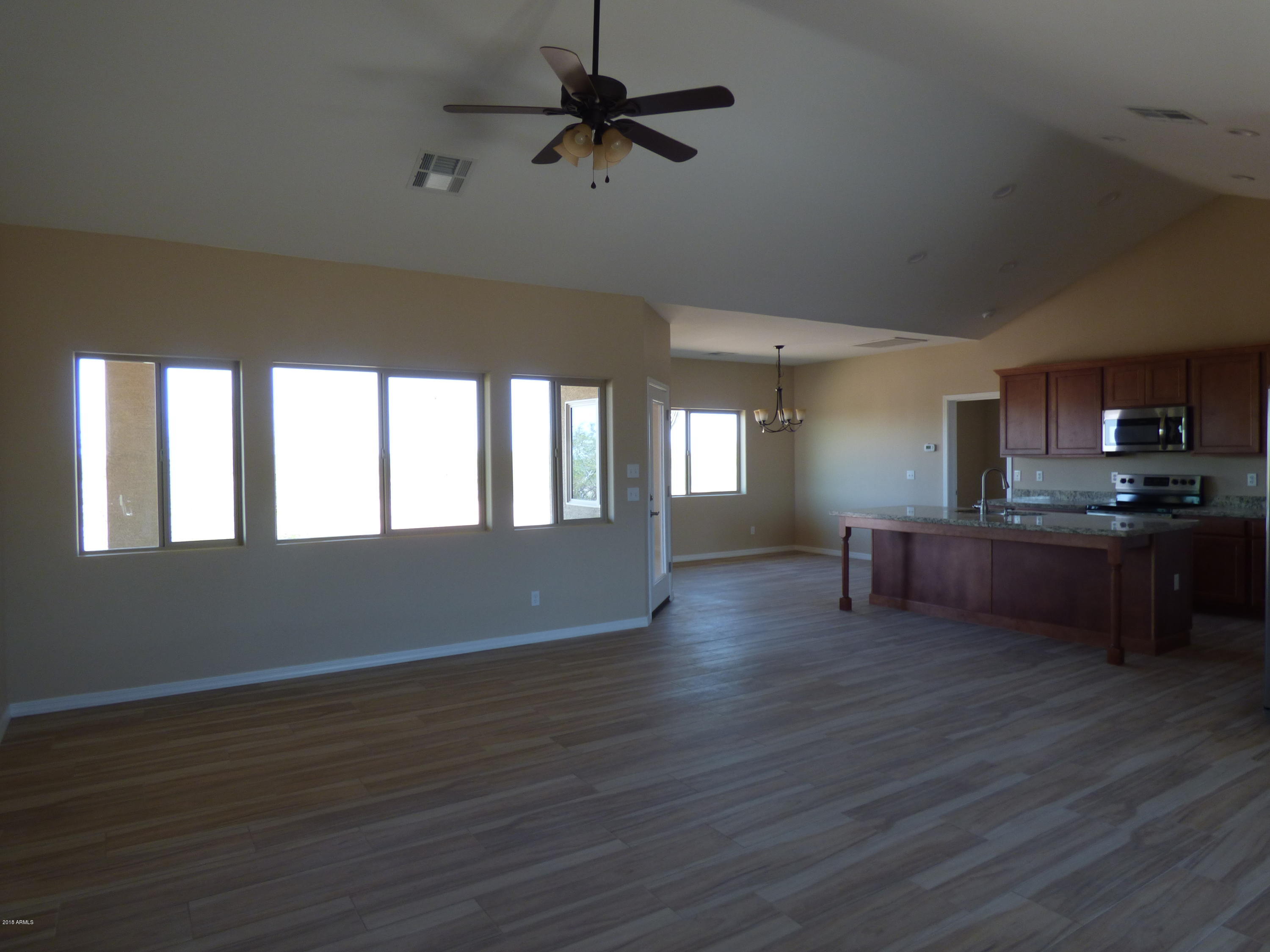 1070 South Vista Road Apache Junction, AZ 85119 - Photo 23 of 29 P1050575