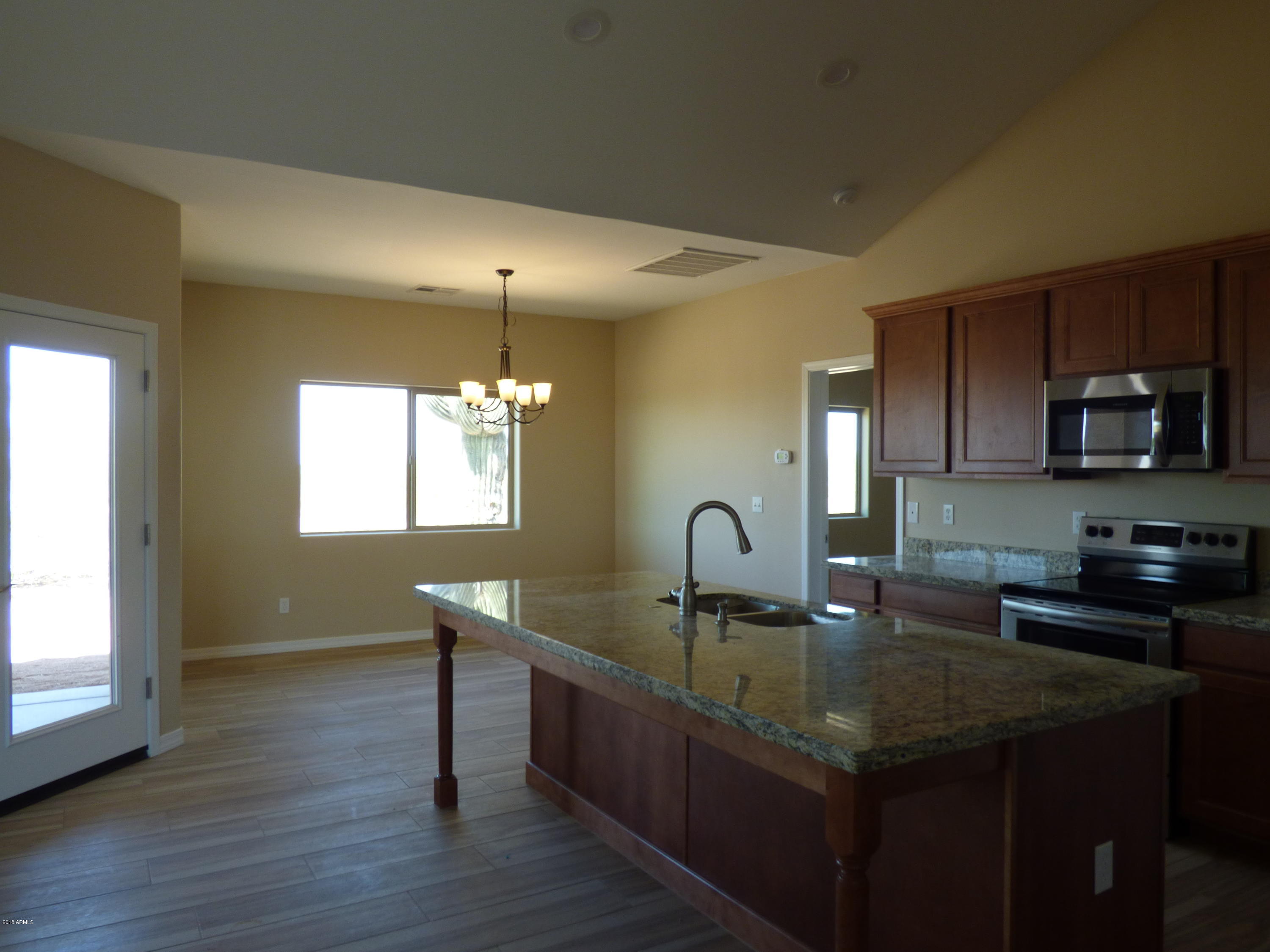 1070 South Vista Road Apache Junction, AZ 85119 - Photo 24 of 29 P1050581