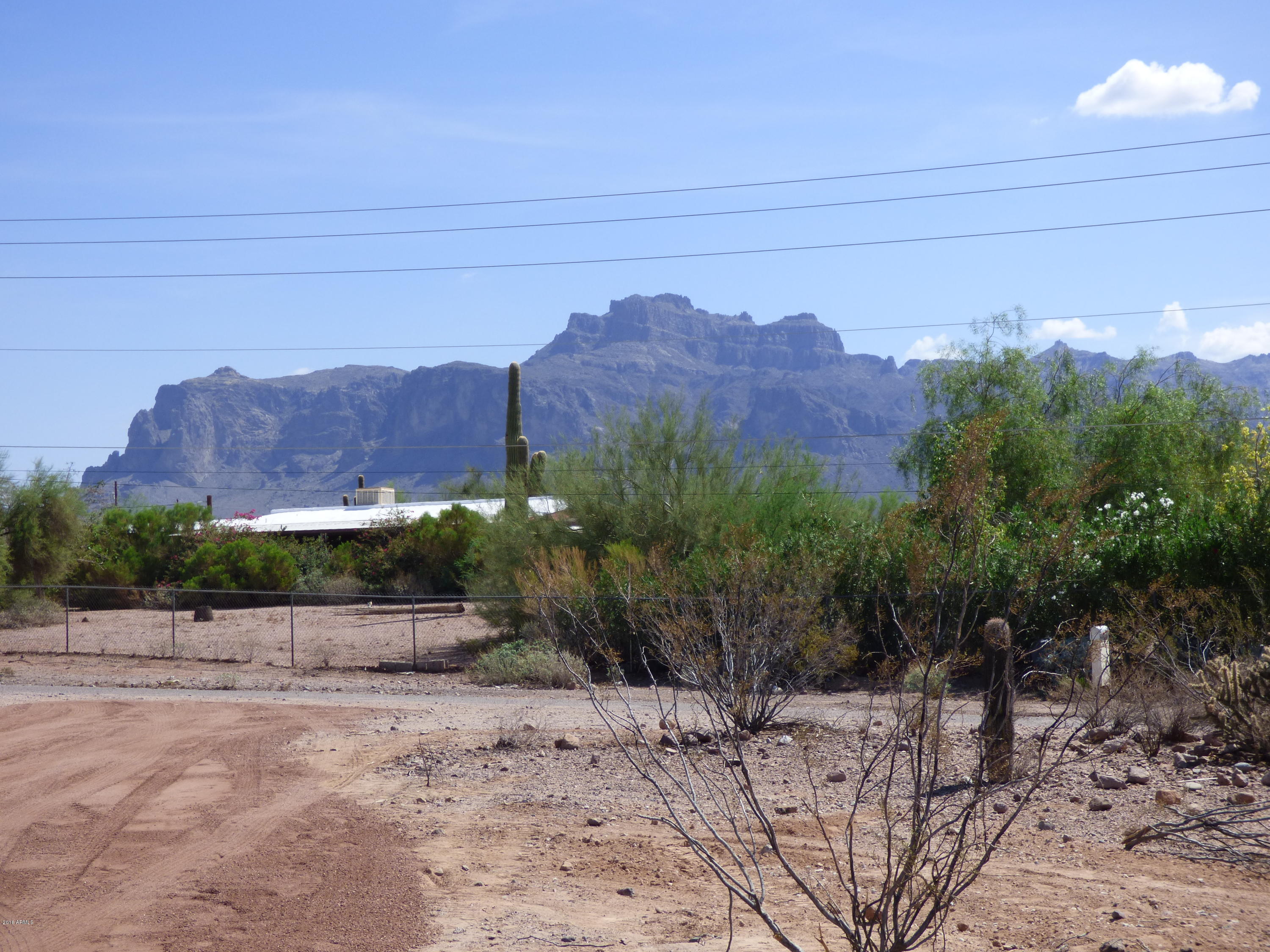 1070 South Vista Road Apache Junction, AZ 85119 - Photo 3 of 29 P1050570