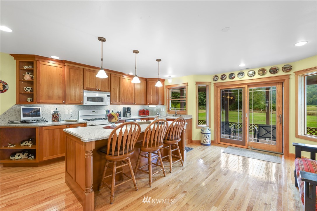 7304 Goodwin Road Everson, WA 98247 - Photo 8 of 40