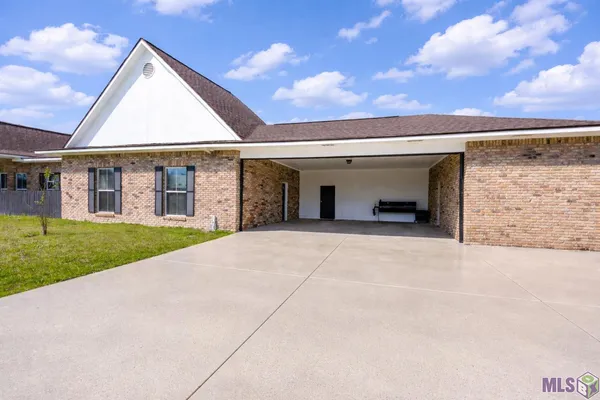 $739,900 | 12148 Highway 73, Geismar, LA 70734