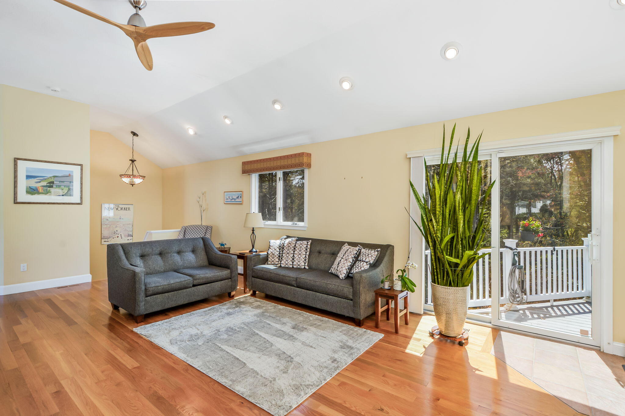 240 Surf Drive Mashpee, MA 02649 - Photo 5 of 45 Living room Before
