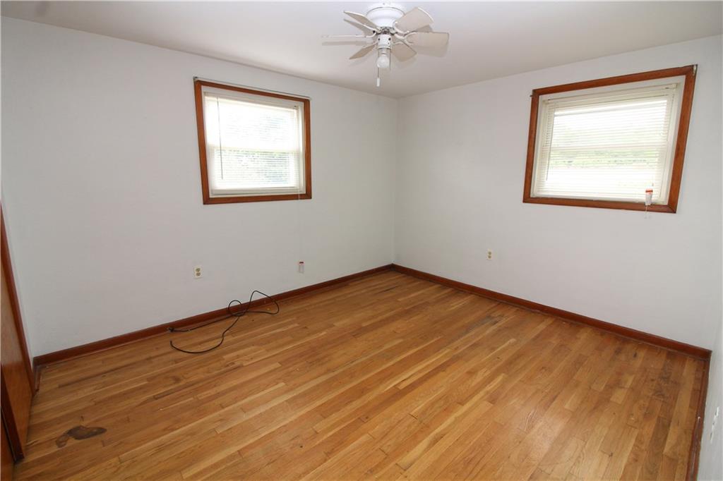 150 Cochran Road Pittsburgh, PA 15228 - Photo 12 of 20 2nd Bedroom