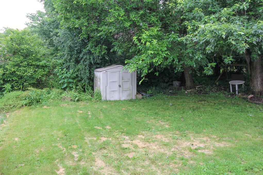 150 Cochran Road Pittsburgh, PA 15228 - Photo 17 of 20 Rear Yard