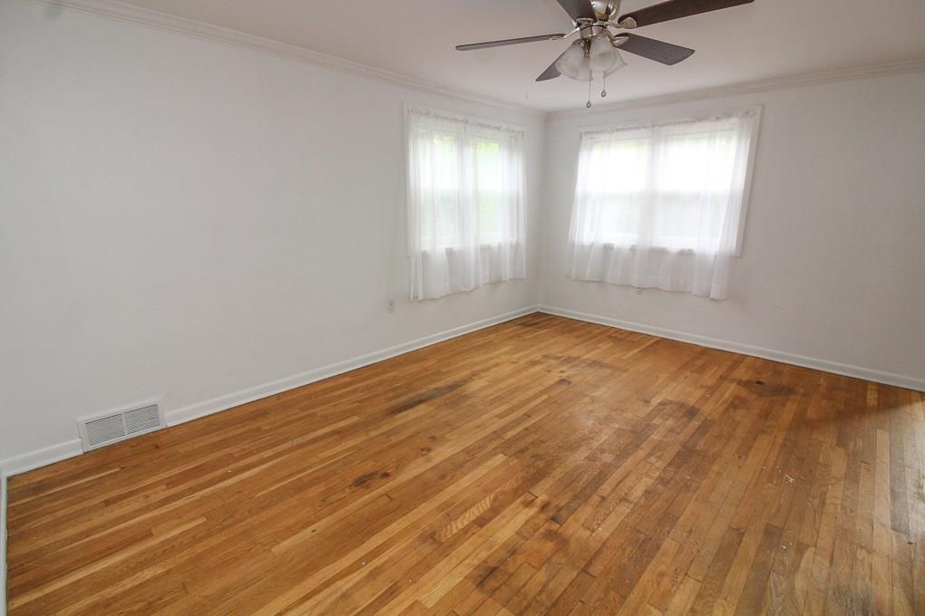 150 Cochran Road Pittsburgh, PA 15228 - Photo 7 of 20 Dining Room