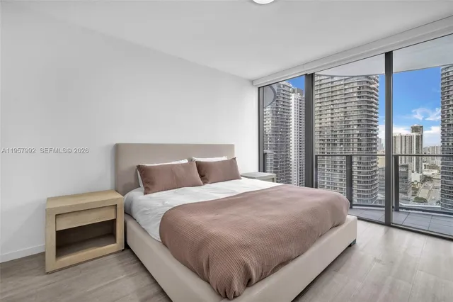 $8,500 | 1000 Brickell Plaza, Unit 3112, Miami, FL 33131