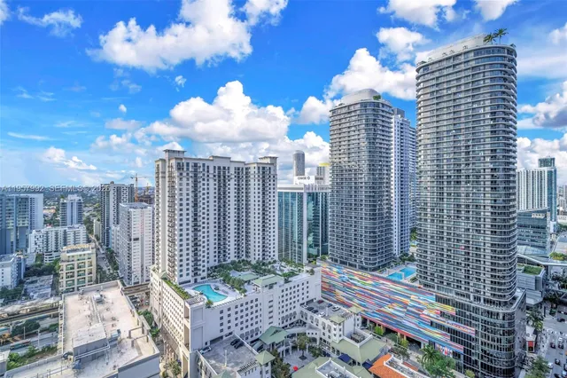 $8,500 | 1000 Brickell Plaza, Unit 3112, Miami, FL 33131