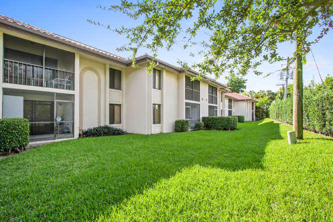 400 Club Cir Suite 104 Boca-small-019-19