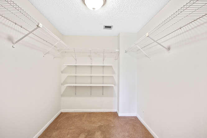 400 Club Circle, Unit 104 Boca Raton, FL 33487 - Photo 10 of 20 400 Club Cir Suite 104 Boca-small-013-17
