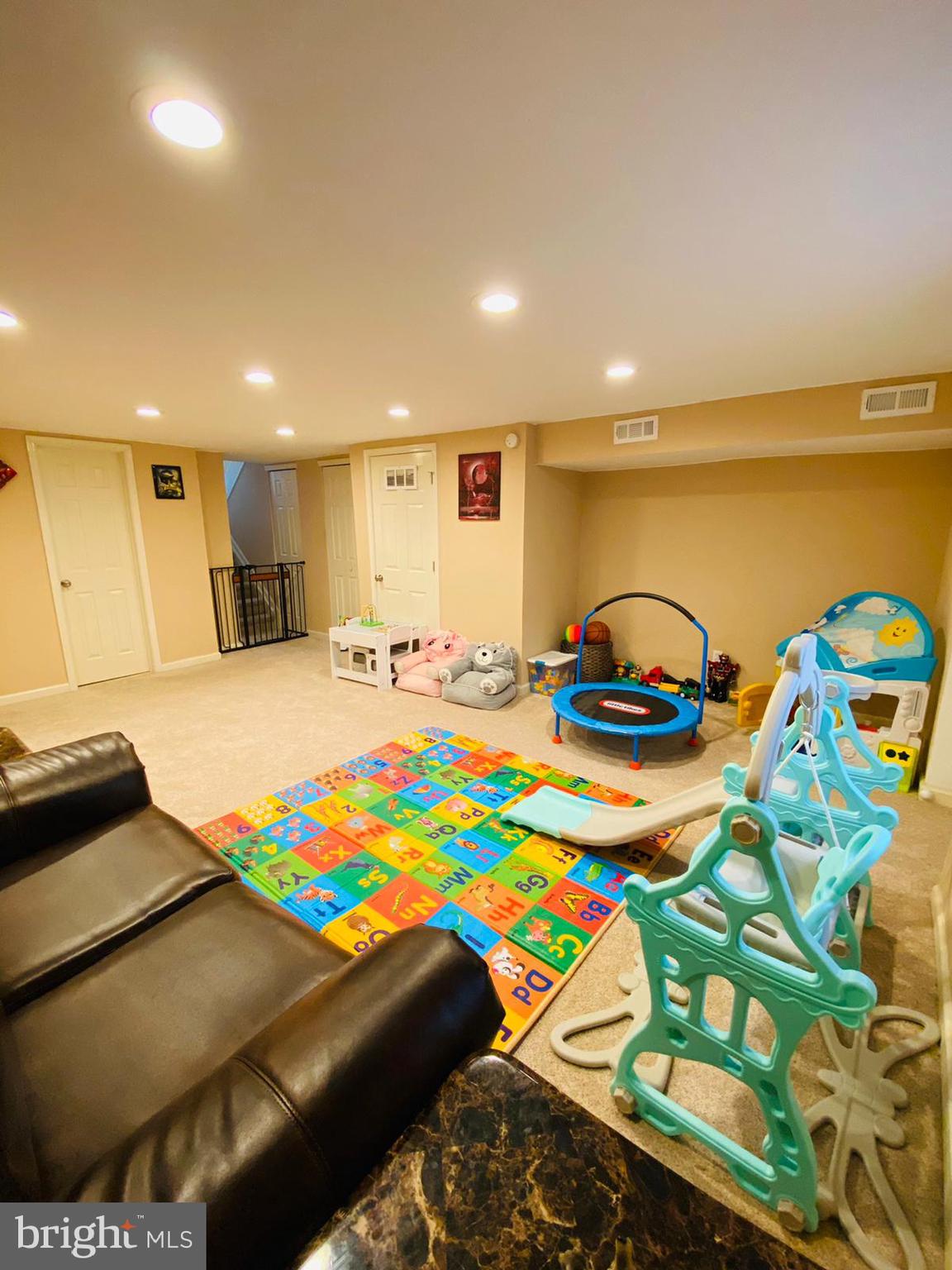 12149 Aster Road Philadelphia, PA 19154 - Photo 13 of 20