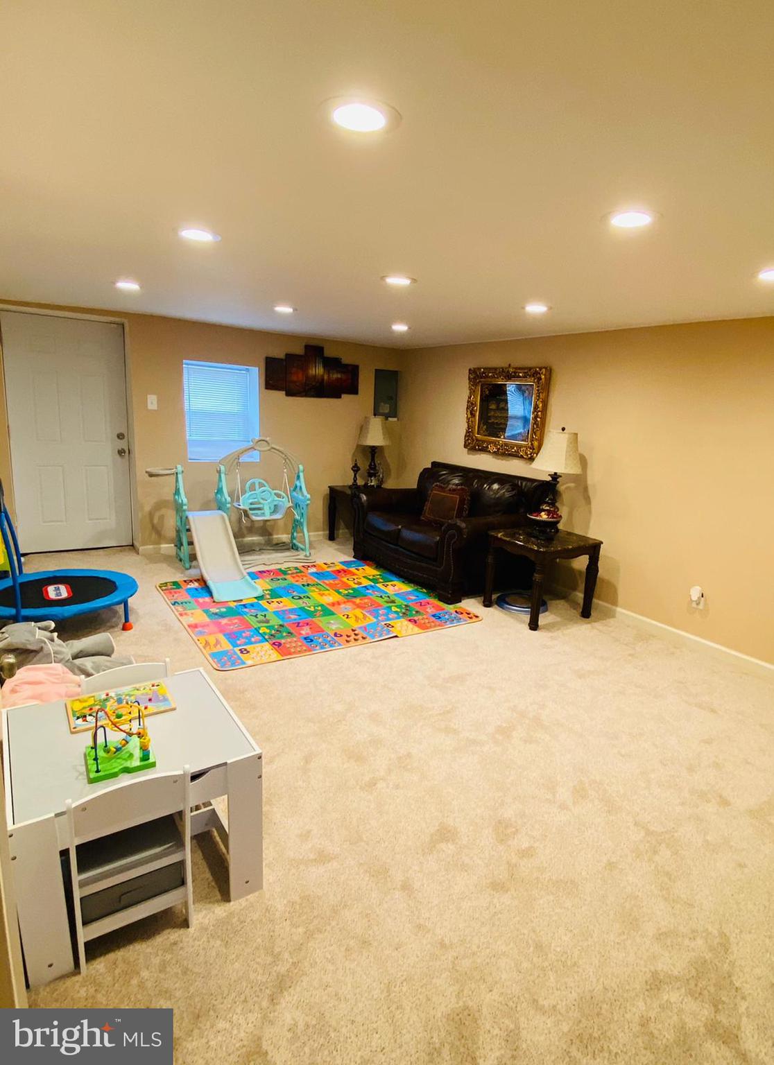 12149 Aster Road Philadelphia, PA 19154 - Photo 14 of 20