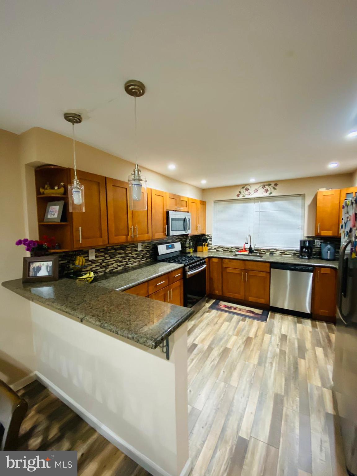 12149 Aster Road Philadelphia, PA 19154 - Photo 7 of 20