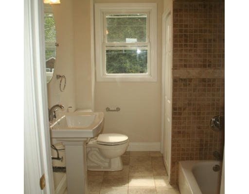 252 River Road, Unit 2 Winthrop, MA 02152 - Photo 9 of 12 Gallery Image 9